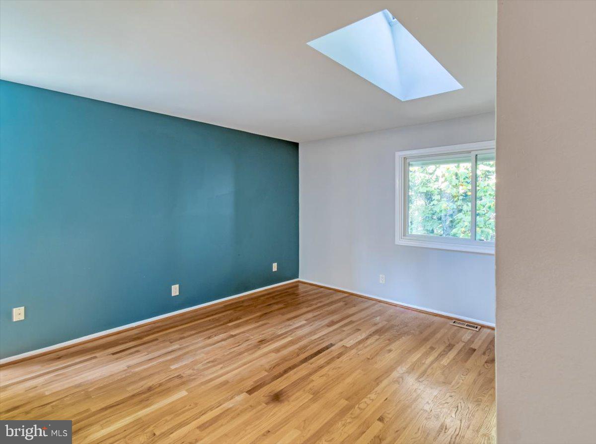 NEW MARK COMMONS - Residential Lease