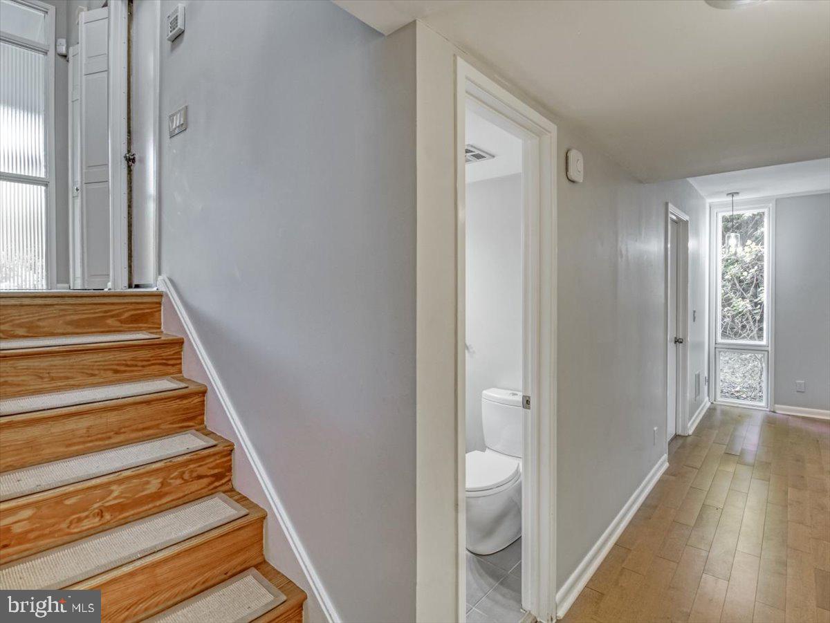 NEW MARK COMMONS - Residential Lease