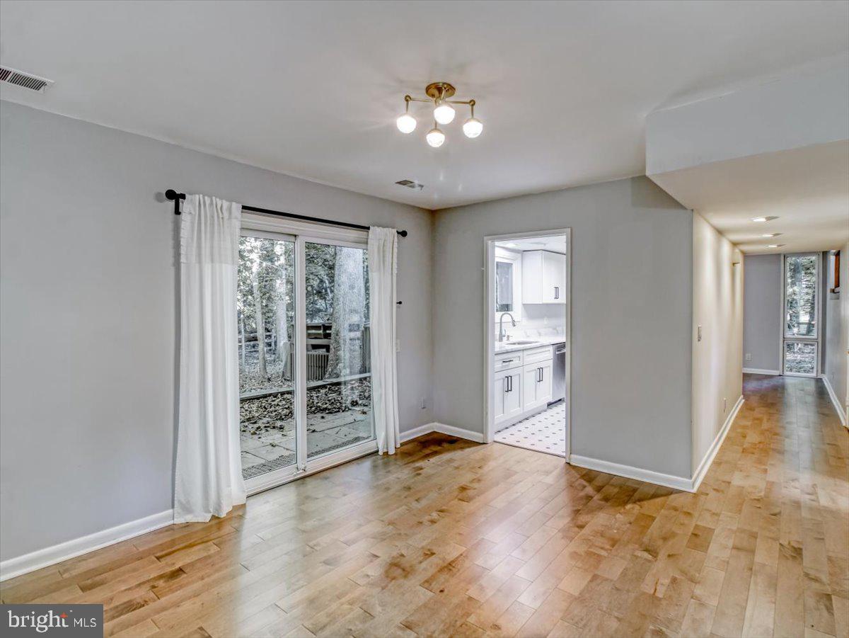 NEW MARK COMMONS - Residential Lease