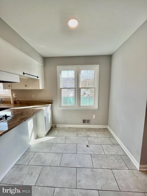 WILLERBURN ACRES - Residential Lease