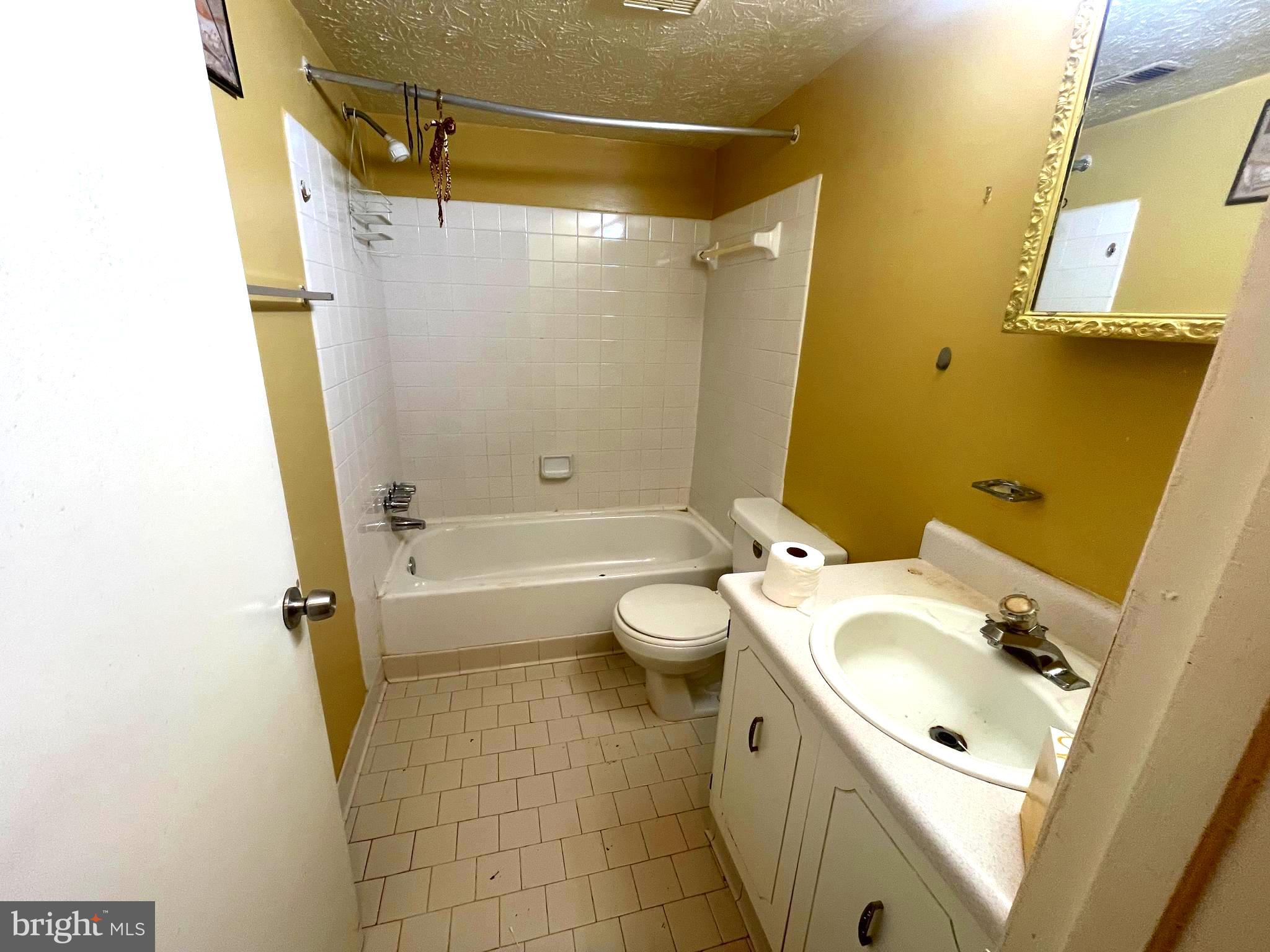 GREENBRIAR CONDO PHASE I - Residential