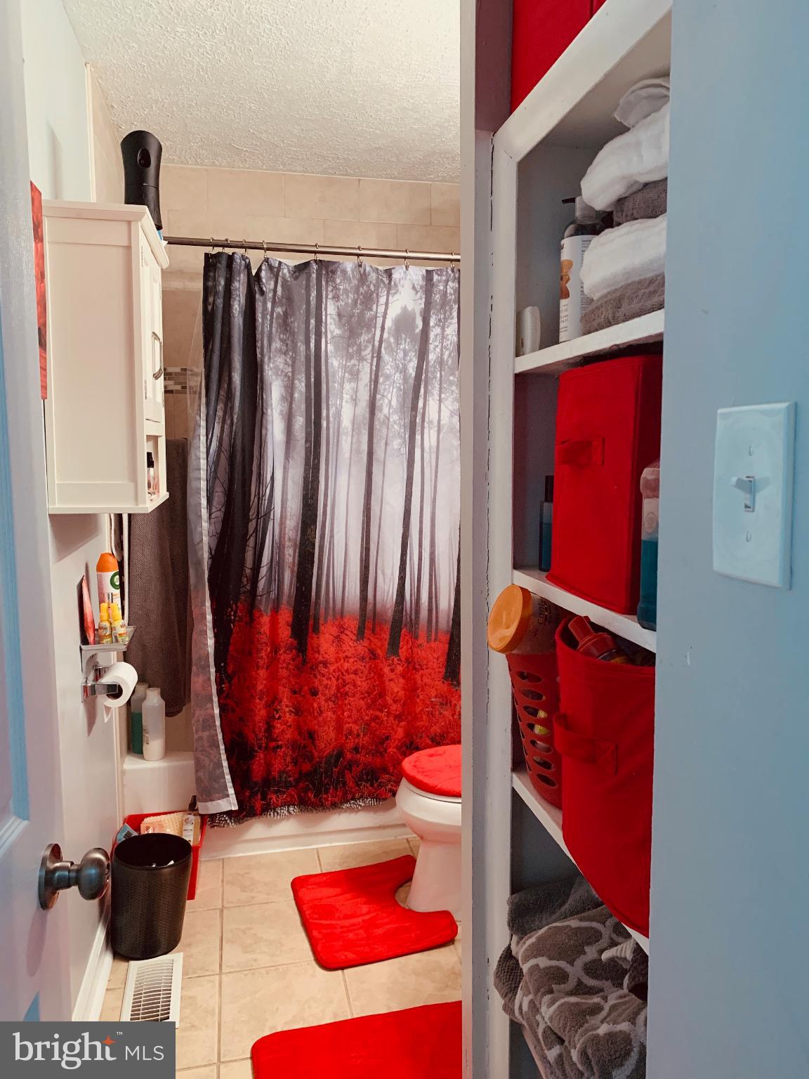 MARLBORO MEADOWS - Residential