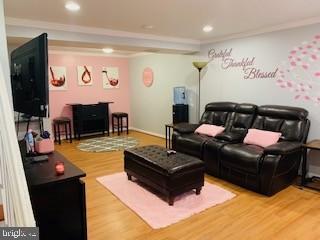 MARLBORO MEADOWS - Residential