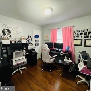 MARLBORO MEADOWS - Residential