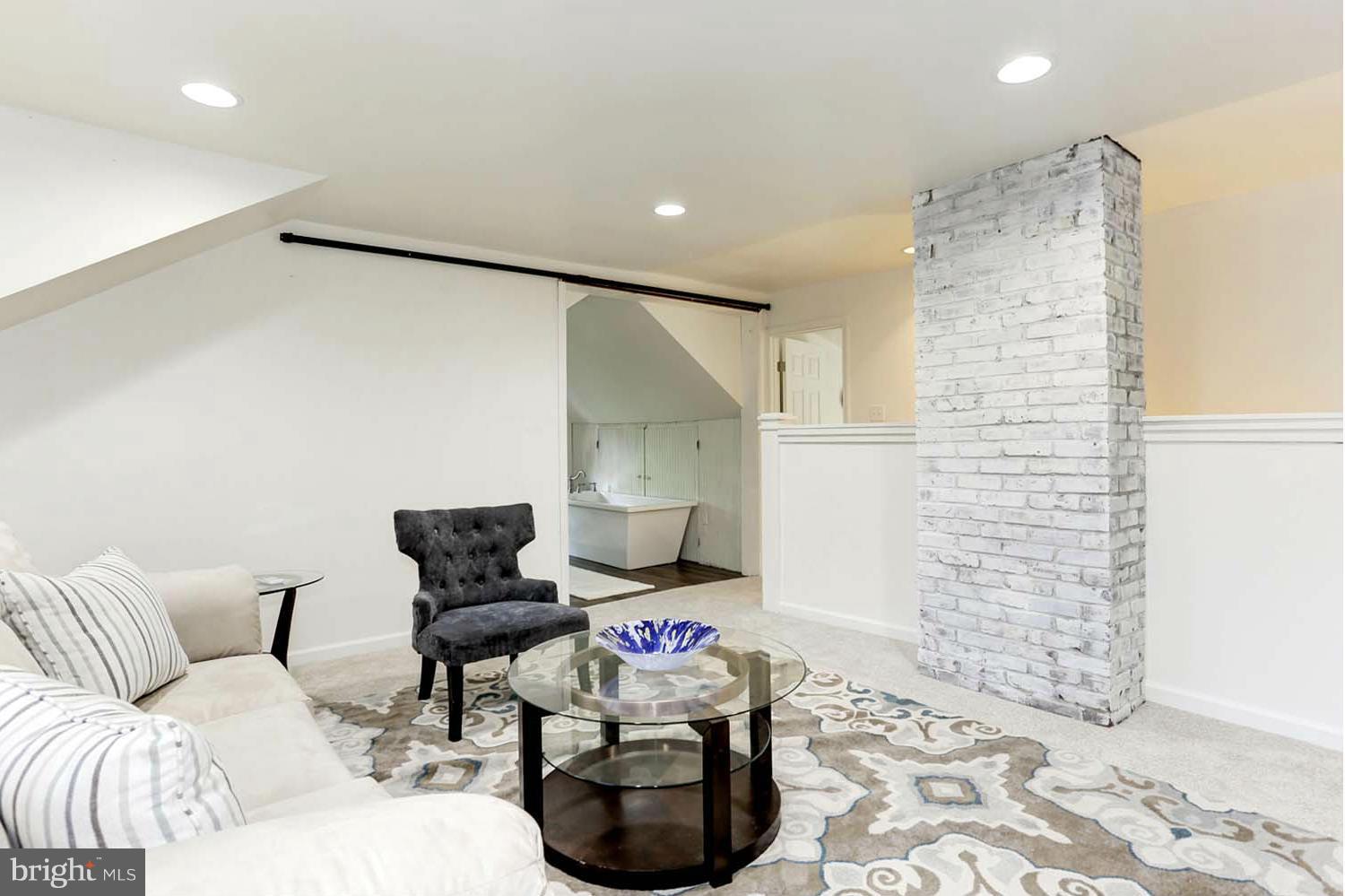 PINES ON THE SEVERN - Residential