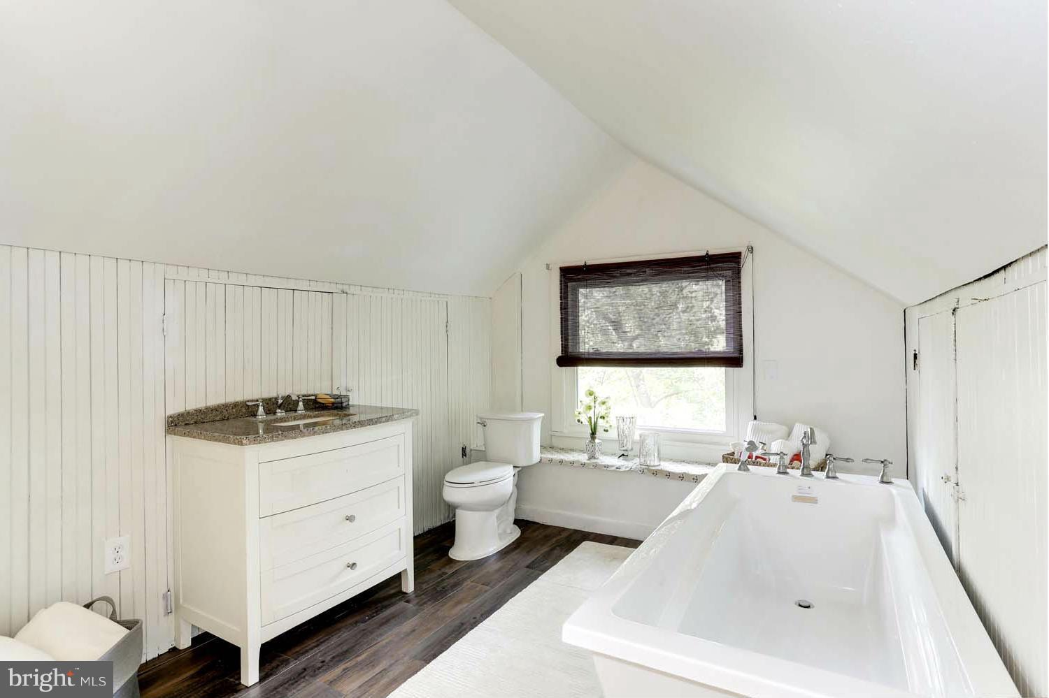 PINES ON THE SEVERN - Residential