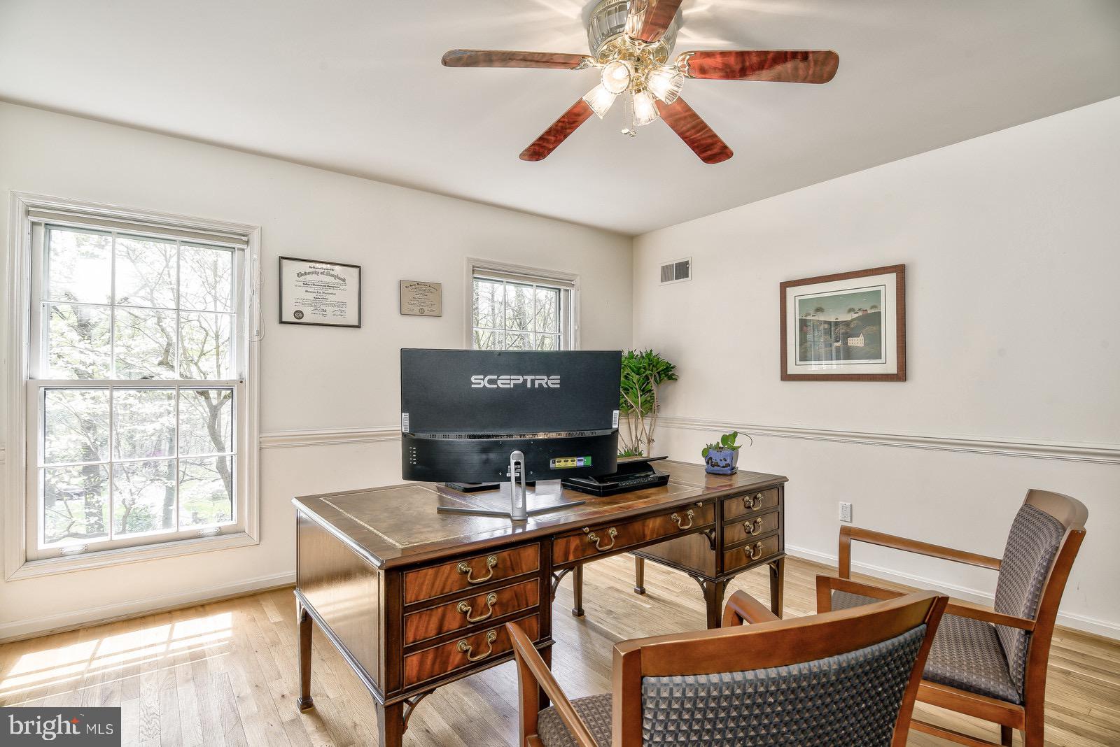 RIVERWOOD - Residential