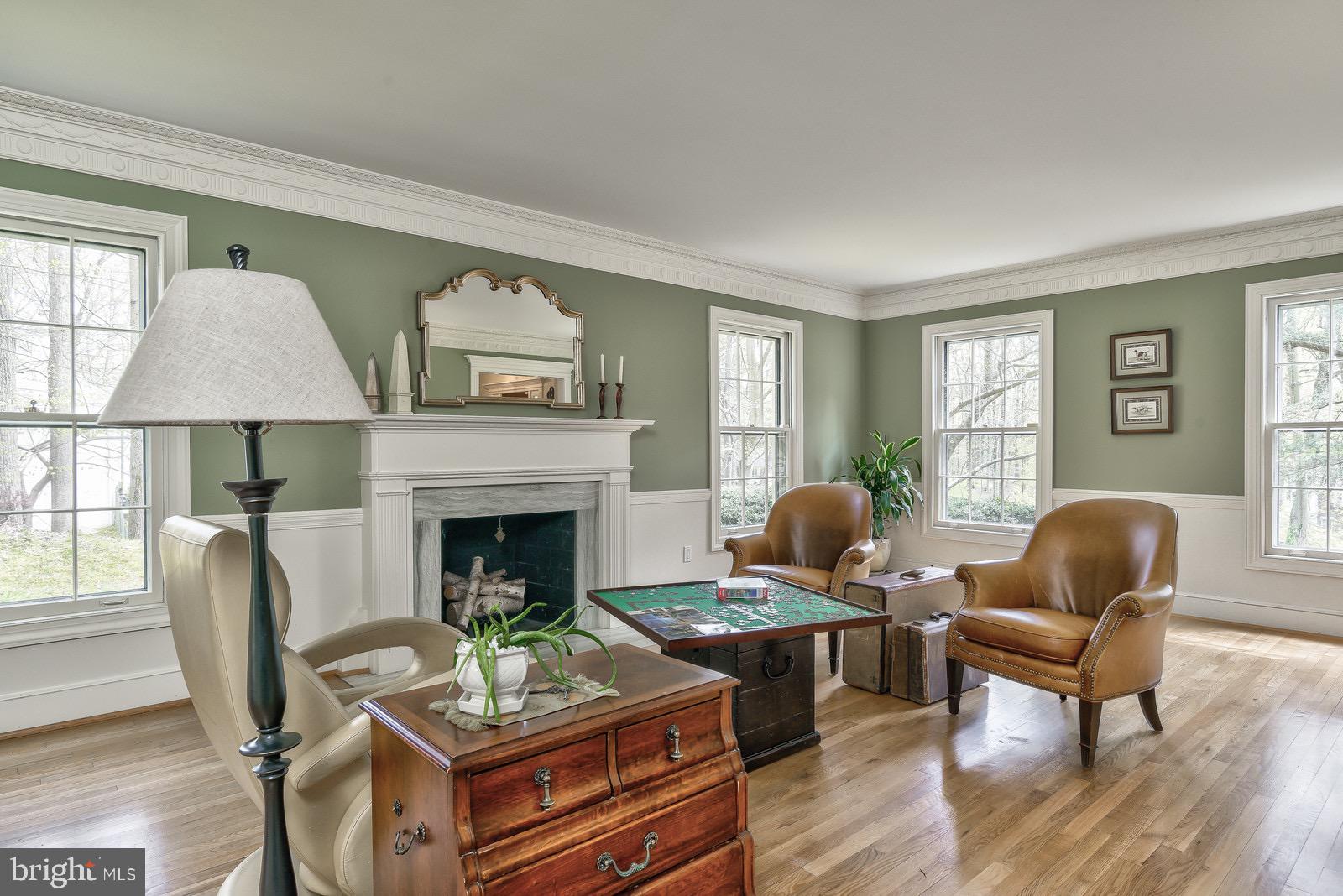 RIVERWOOD - Residential