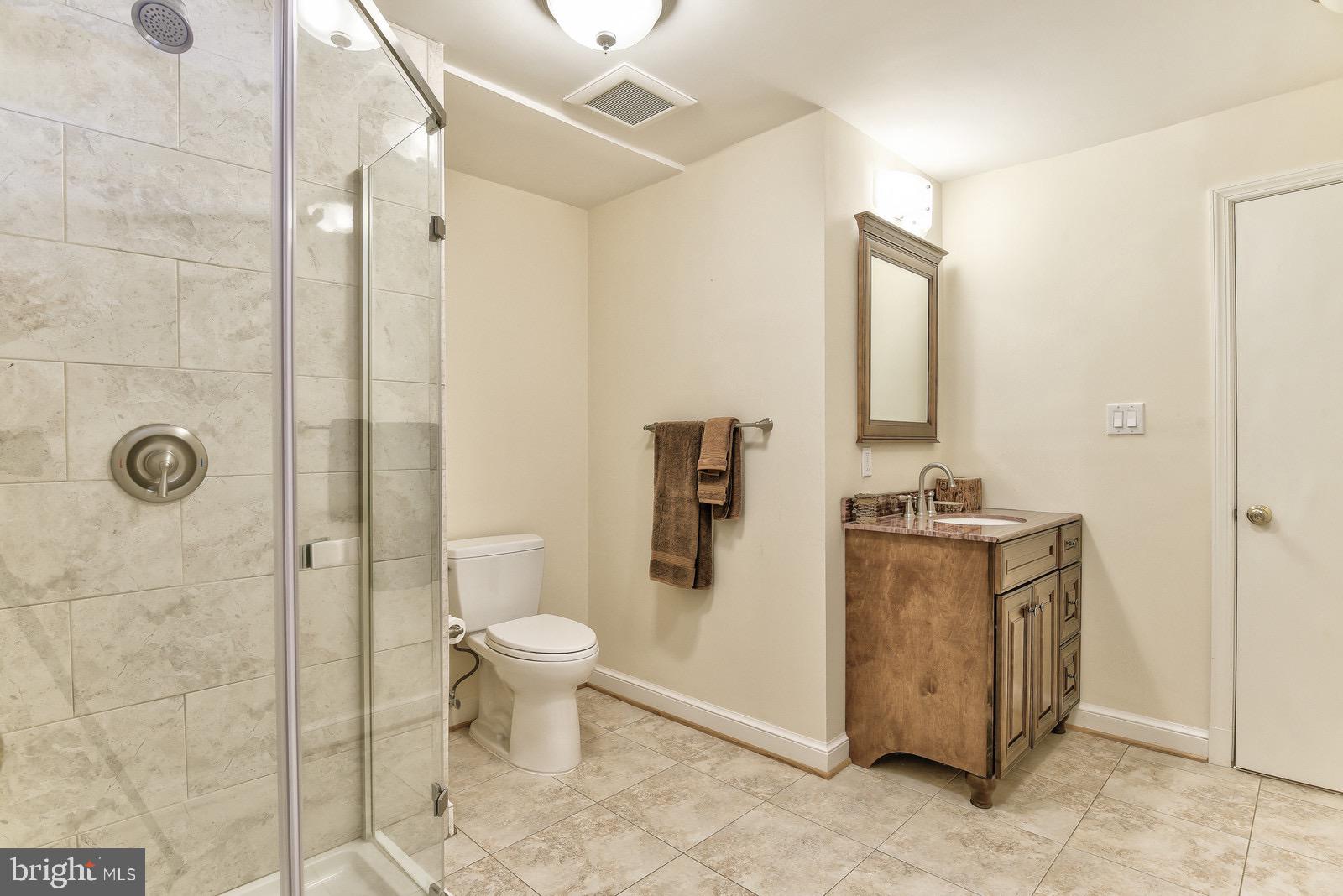 RIVERWOOD - Residential