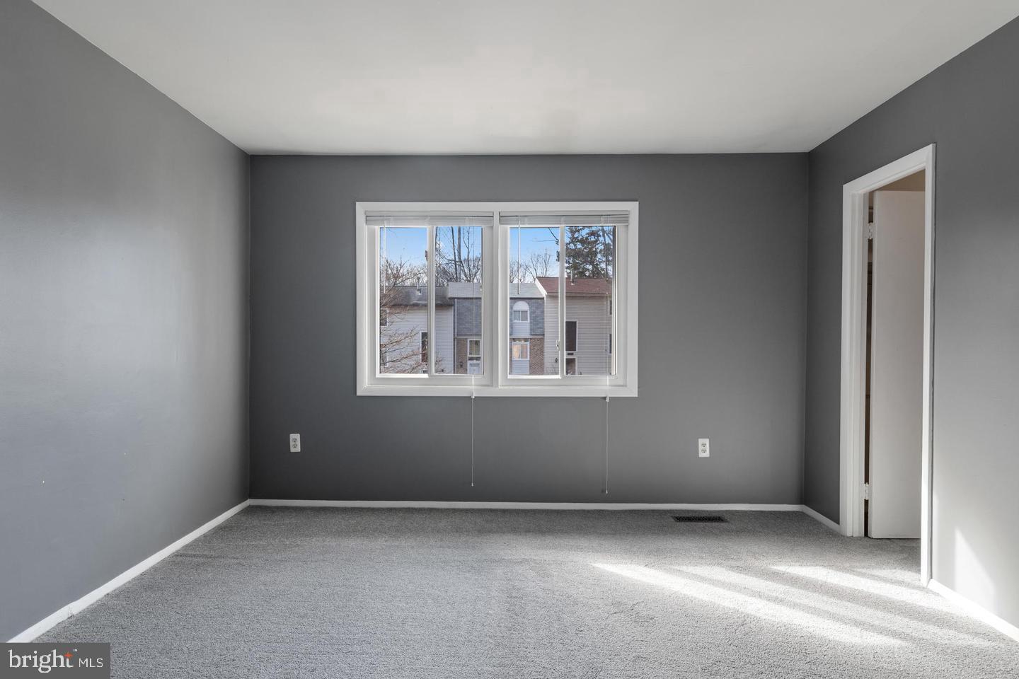 LAKE RIDGE- OAKWOOD - Residential Lease