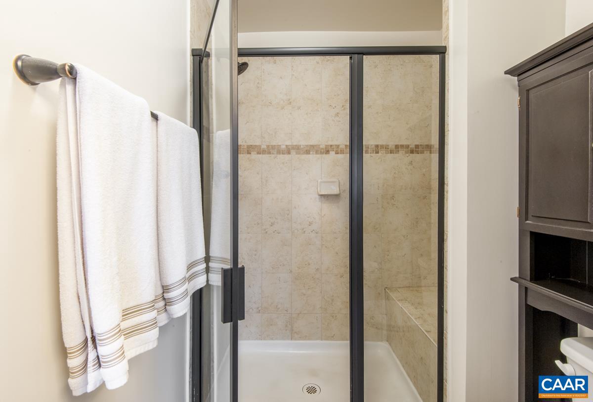 PAVILIONS AT PANTOPS - Residential