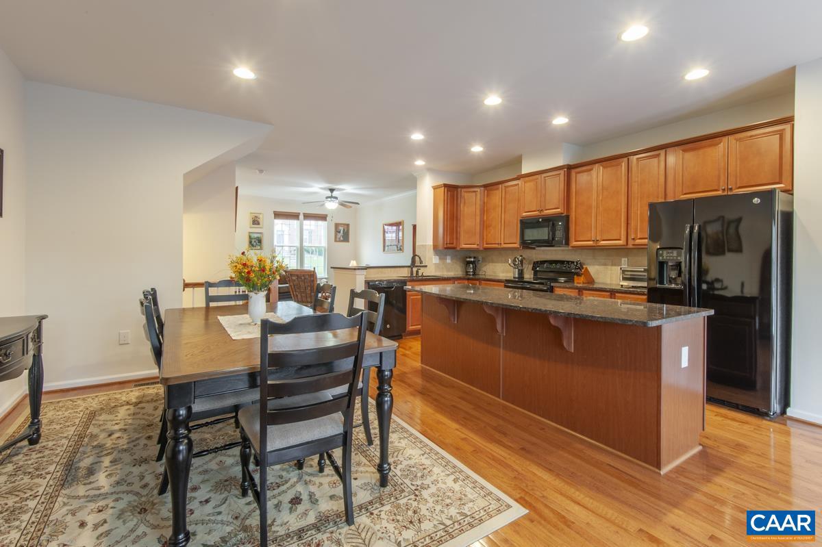 PAVILIONS AT PANTOPS - Residential