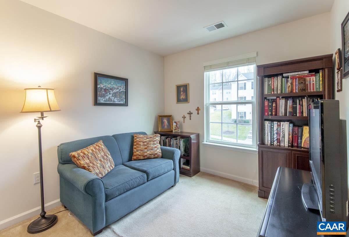 PAVILIONS AT PANTOPS - Residential