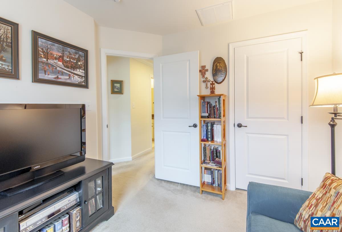 PAVILIONS AT PANTOPS - Residential