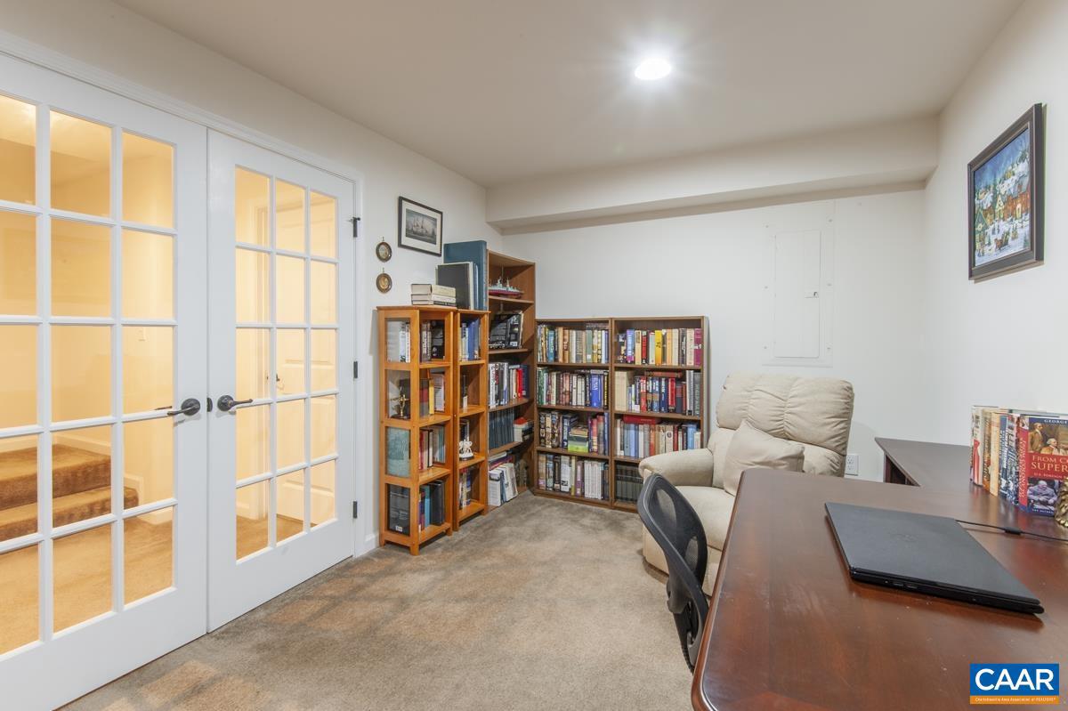 PAVILIONS AT PANTOPS - Residential