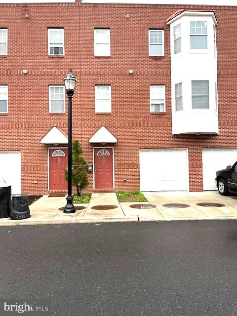 MLS: NJCD2125280