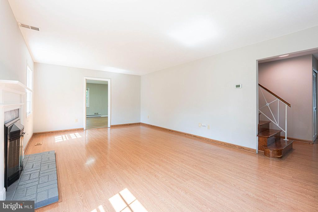 Photo of 13145 Madonna Lane, FAIRFAX, VA 22033 (MLS # VAFX2267896)