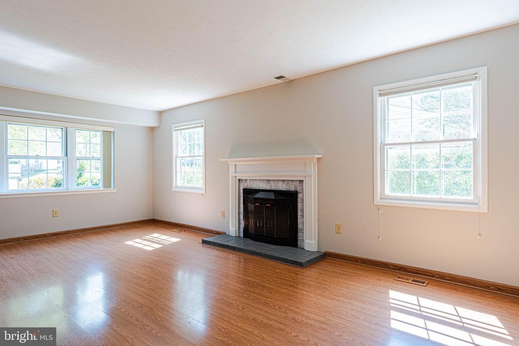 Photo of 13145 Madonna Lane, FAIRFAX, VA 22033 (MLS # VAFX2267896)