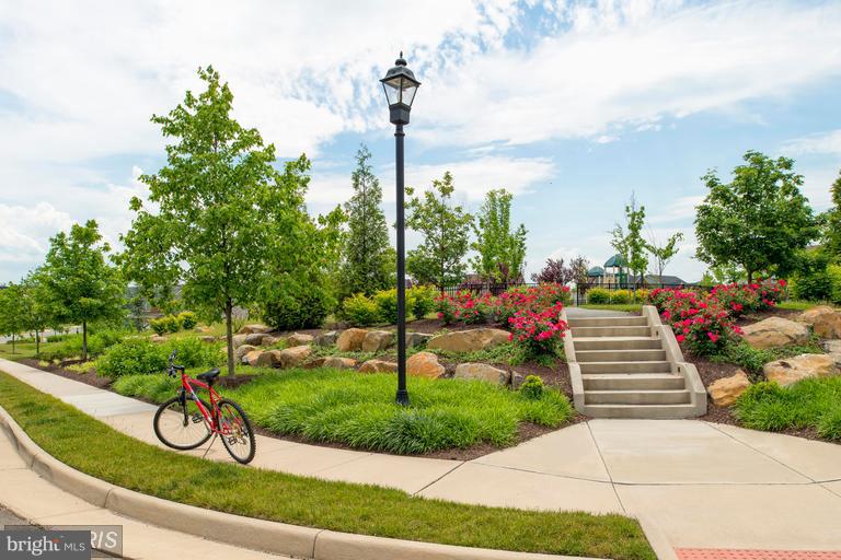 RIDGES AT LOUDOUN VALLEY - Residential