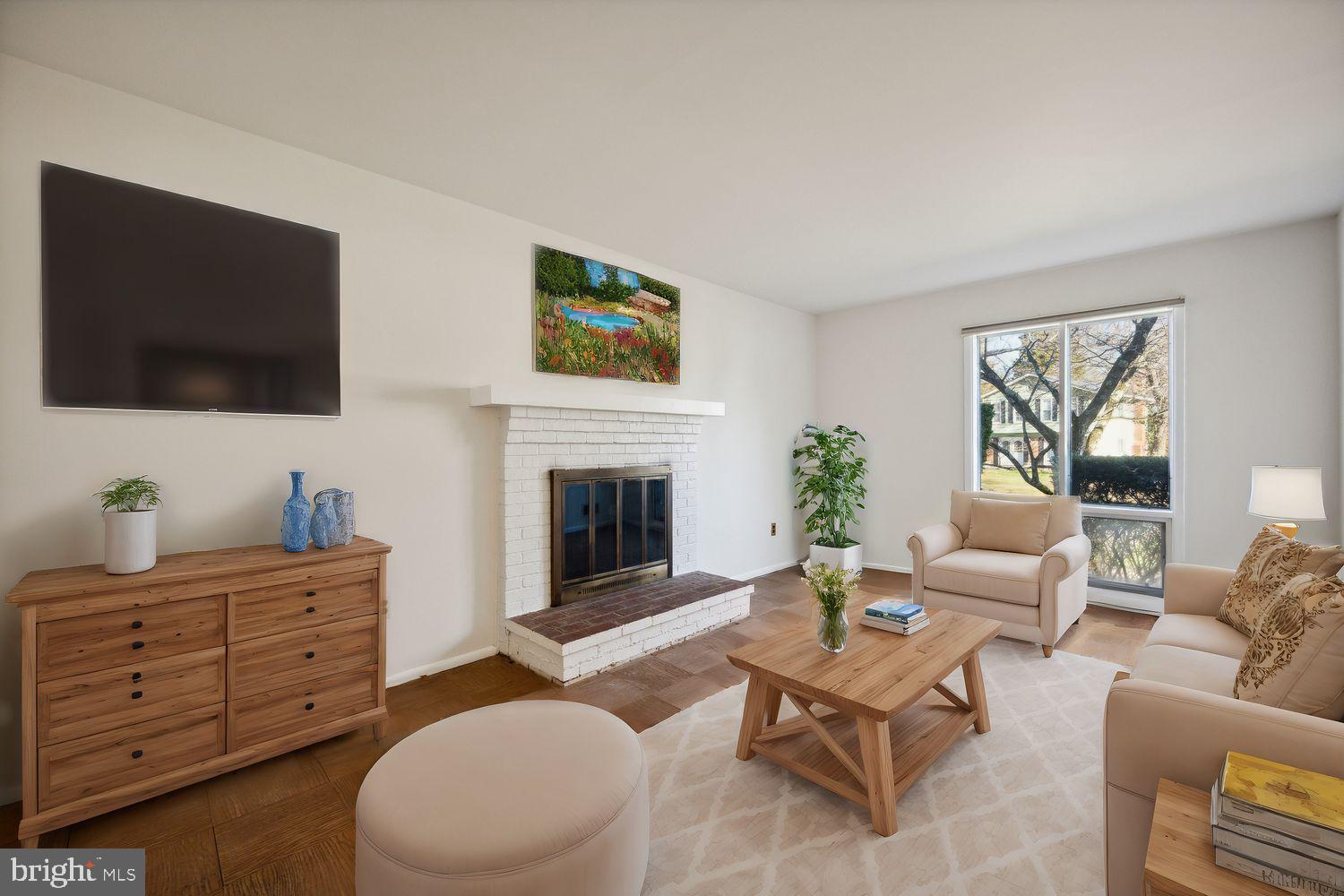 WOODLAWN TERRACE - Residential