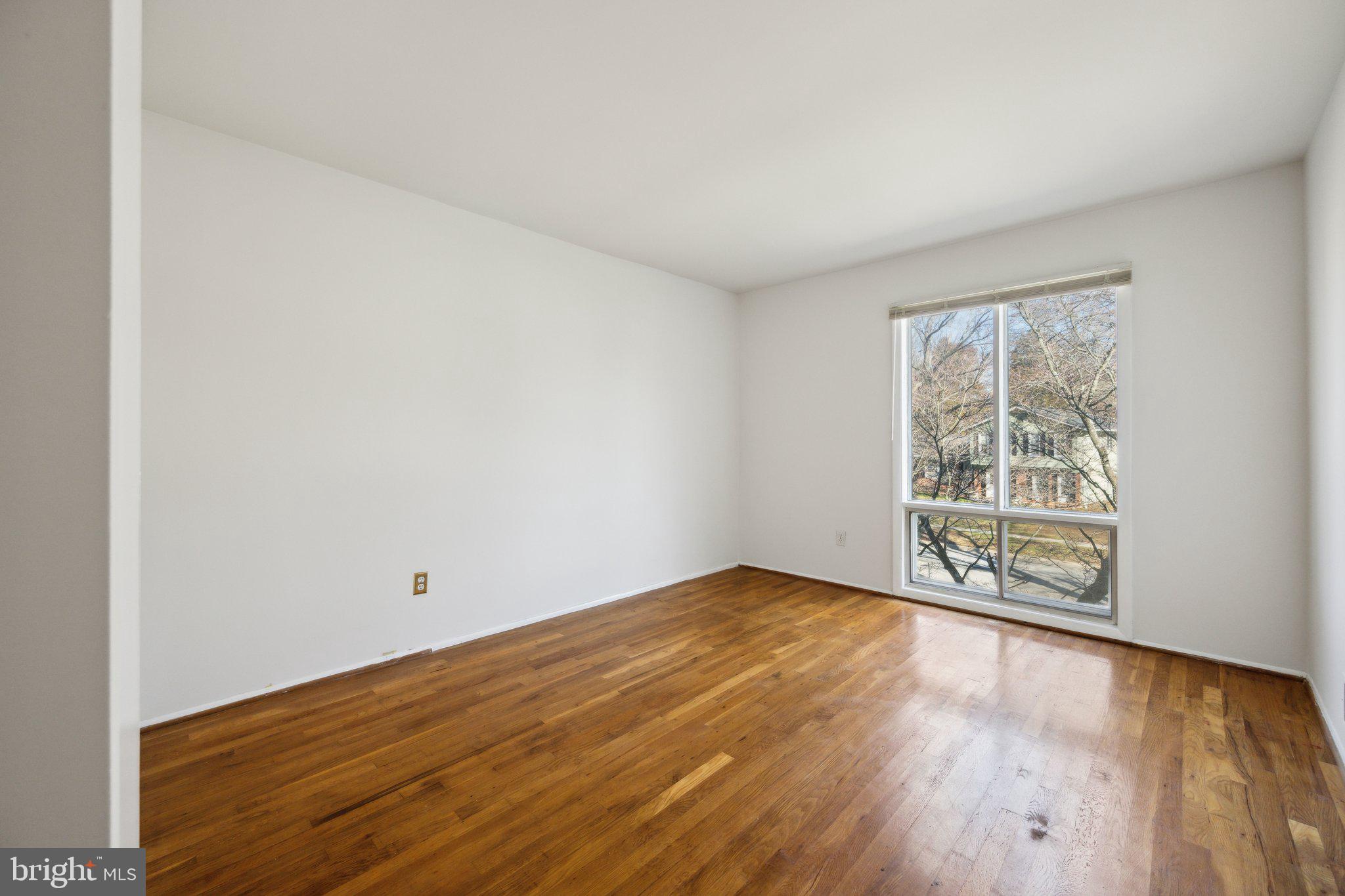 WOODLAWN TERRACE - Residential