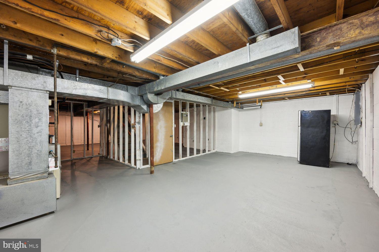 WOODLAWN TERRACE - Residential