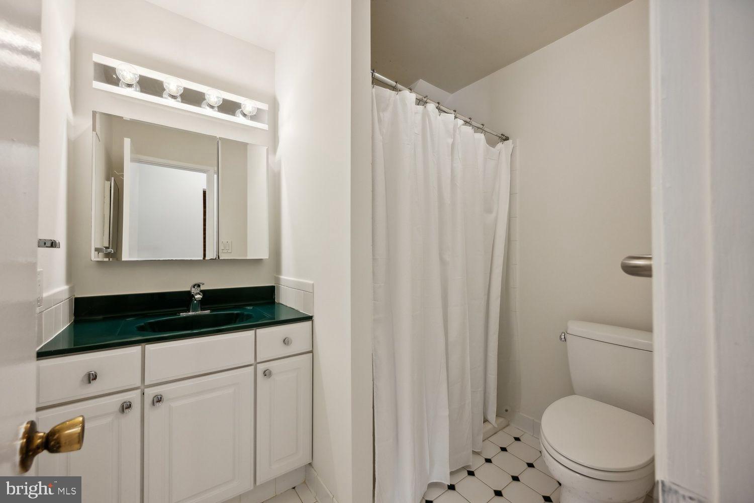 WOODLAWN TERRACE - Residential