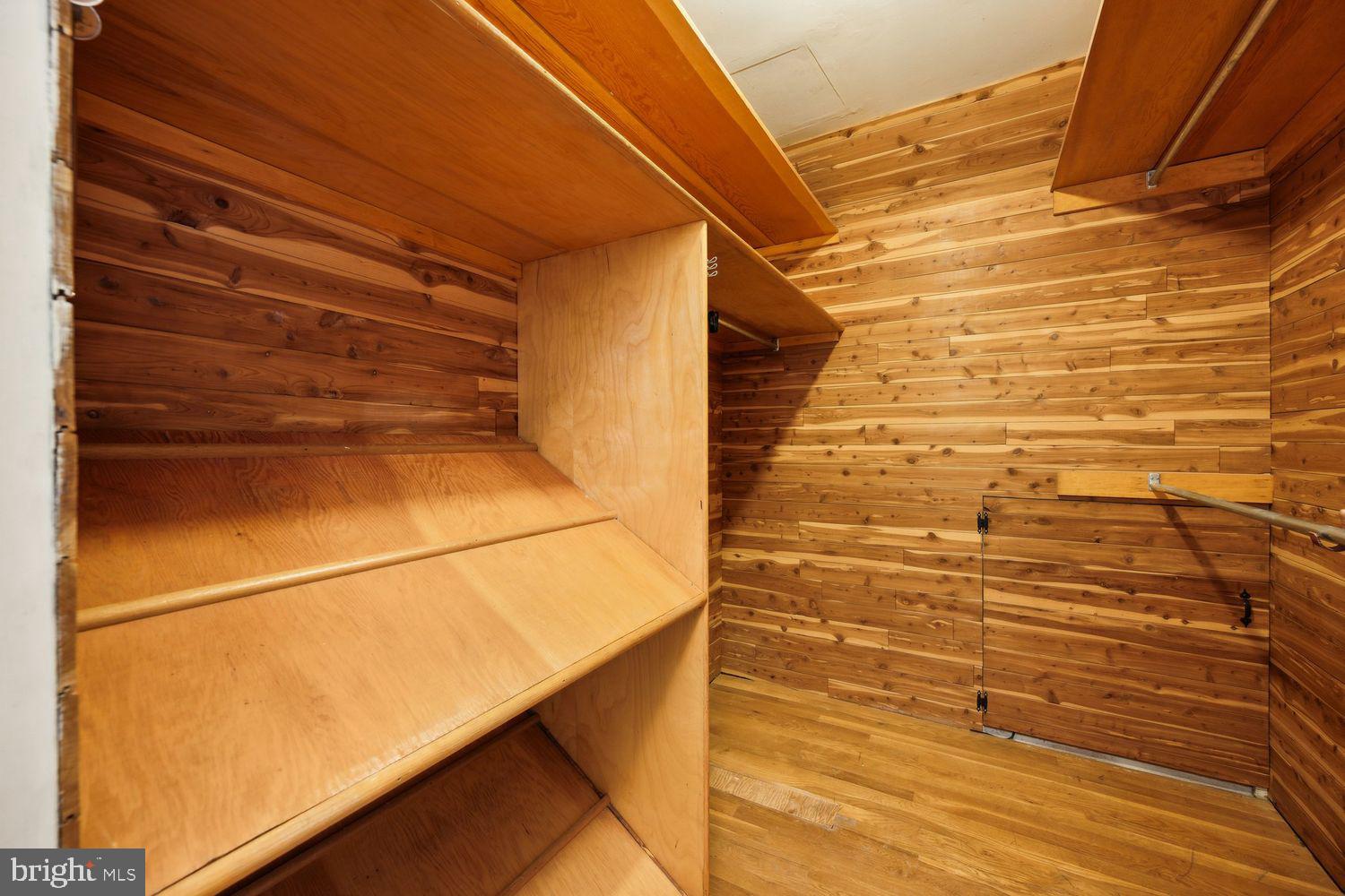 WOODLAWN TERRACE - Residential