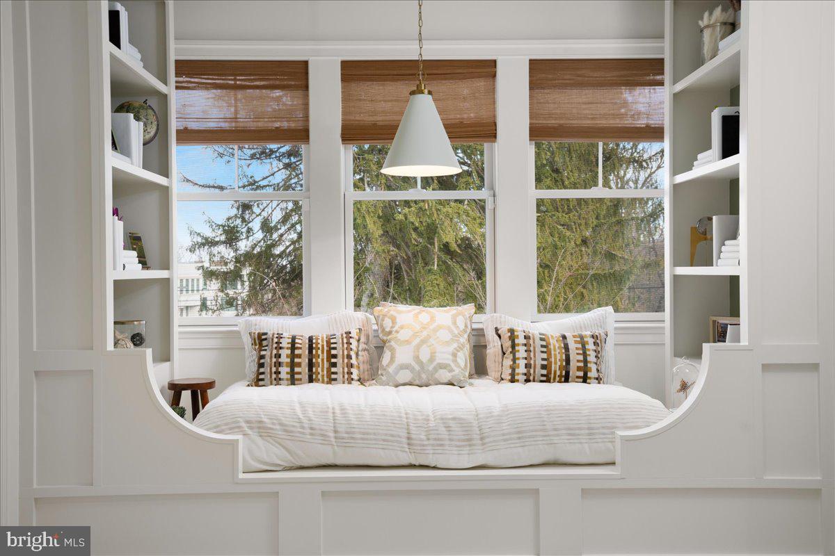 IRONSTONE AT BLUE BELL - Residential