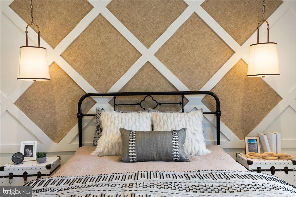 IRONSTONE AT BLUE BELL - Residential