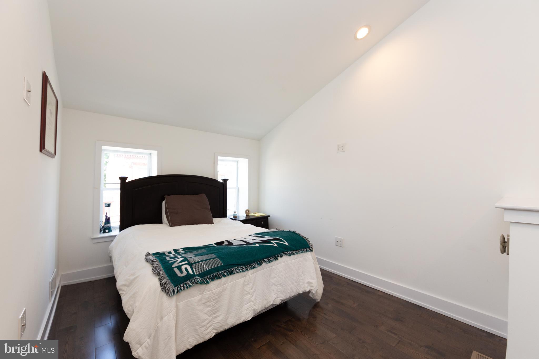 DICKINSON NARROWS - Residential