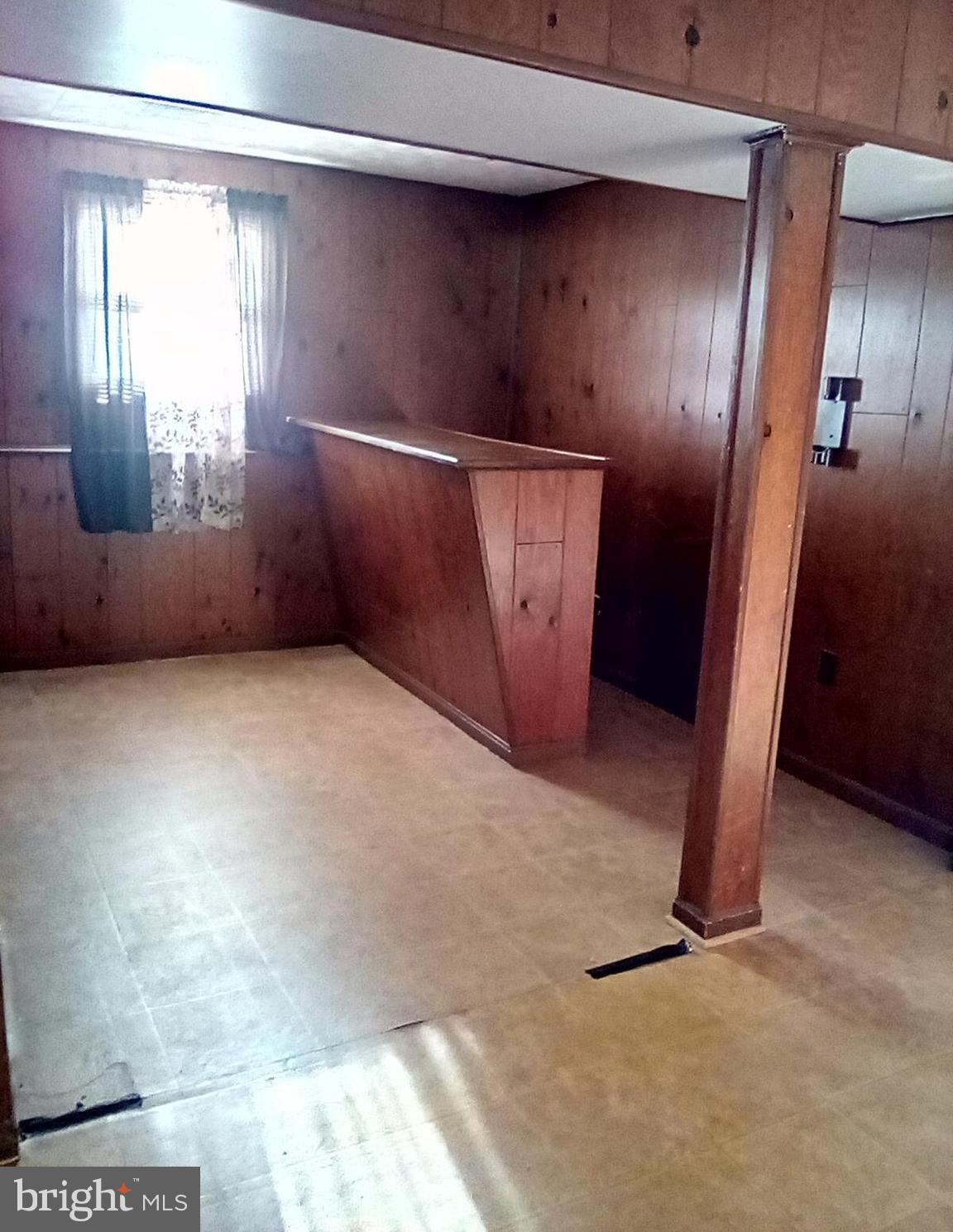 POMFRET ESTATES - Residential