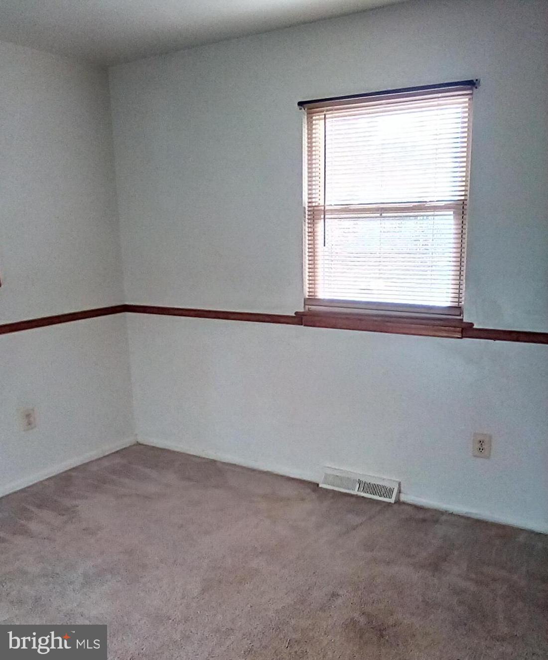 POMFRET ESTATES - Residential