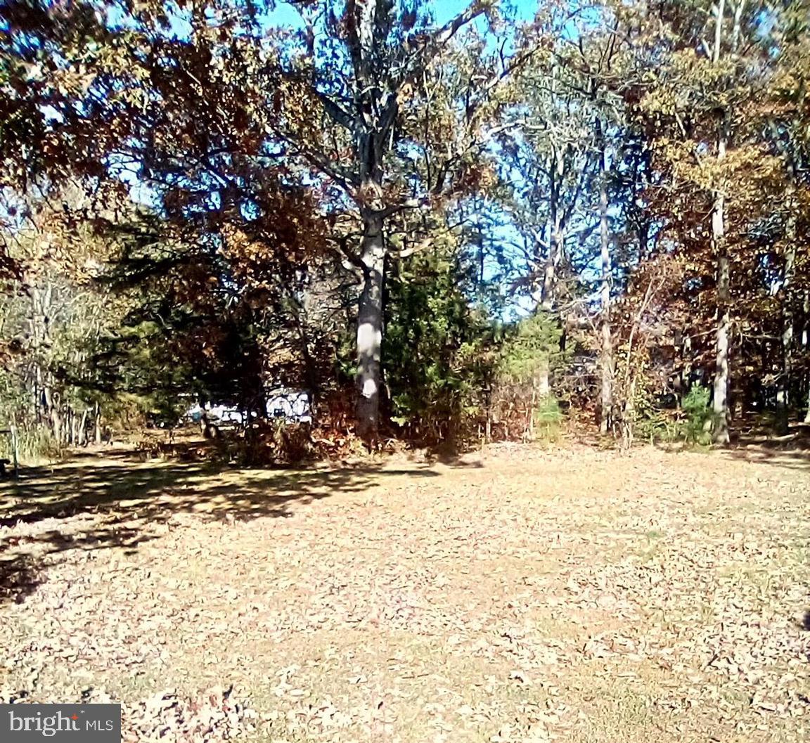 POMFRET ESTATES - Residential