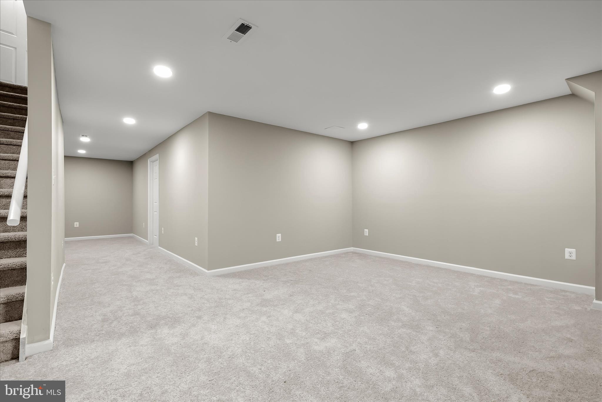 COUNTRY WALK - Residential