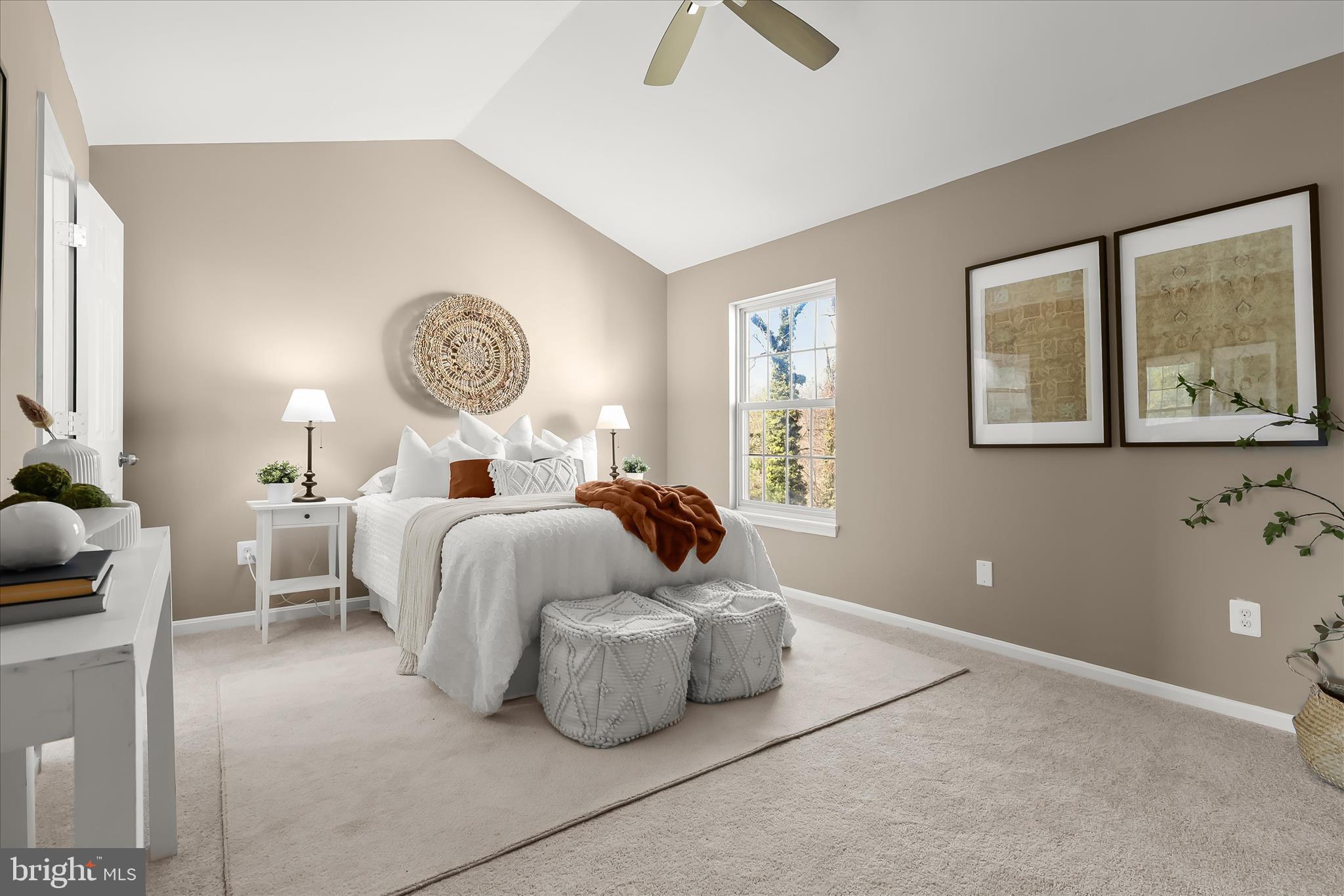 COUNTRY WALK - Residential