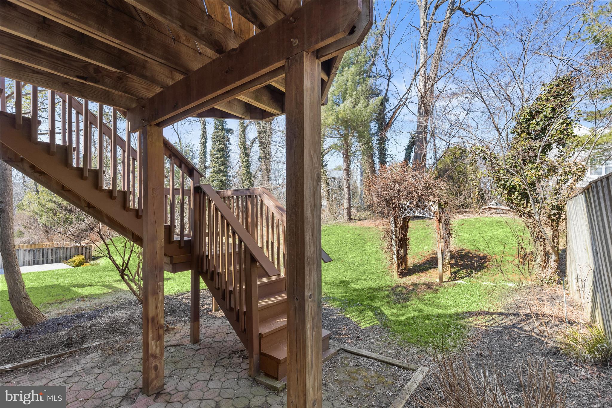 COUNTRY WALK - Residential