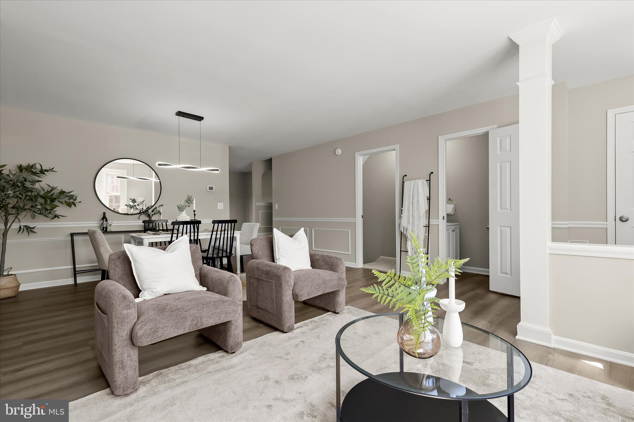 COUNTRY WALK - Residential