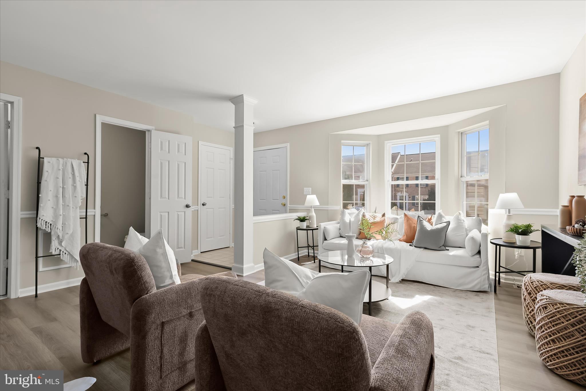 COUNTRY WALK - Residential