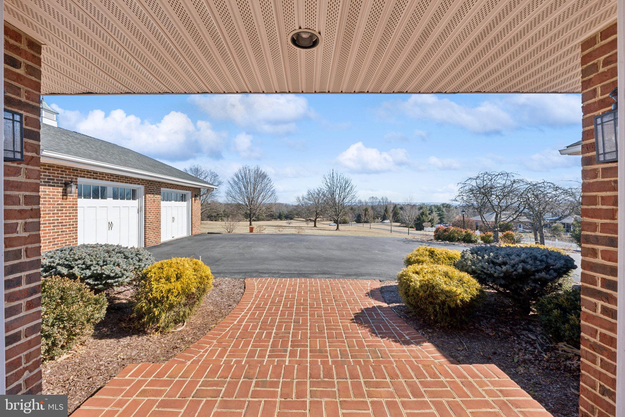 CLAYHILL FARM - Residential