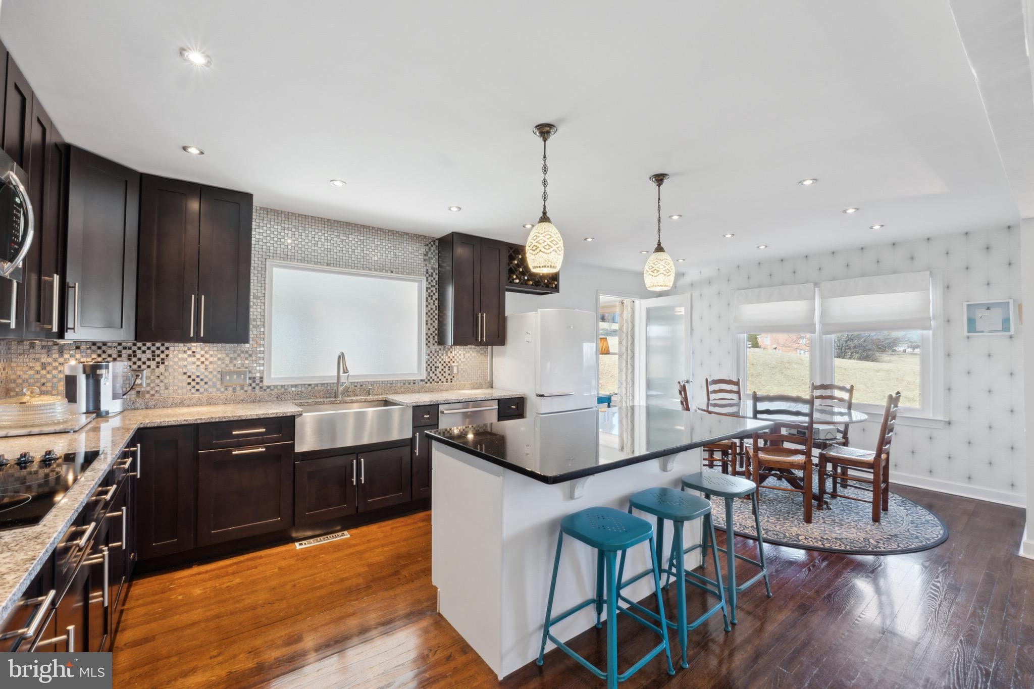 CLAYHILL FARM - Residential