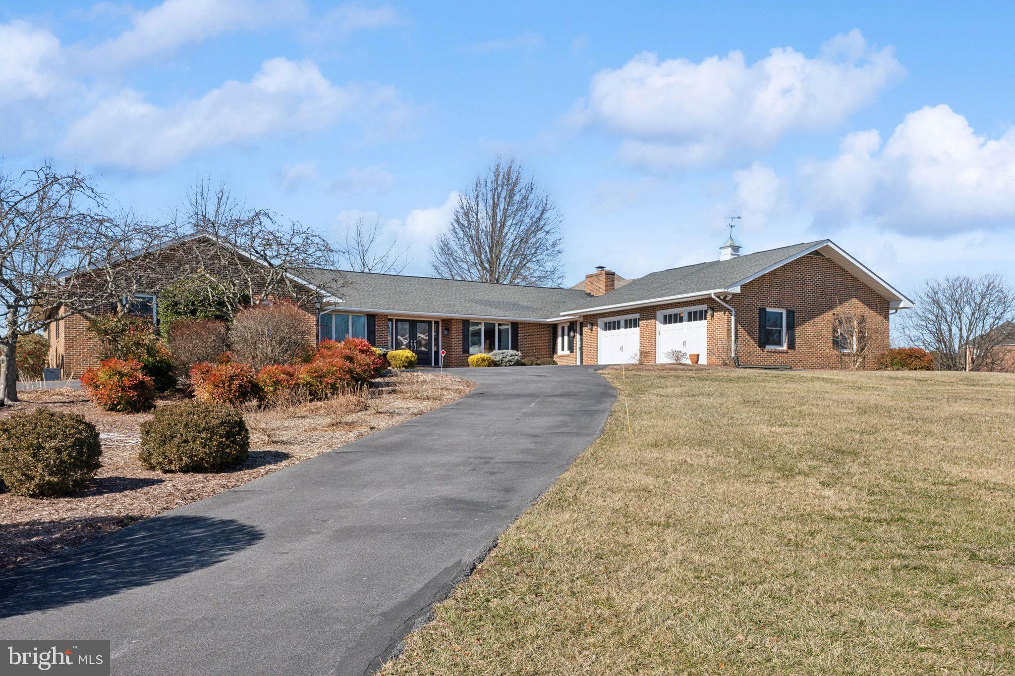 CLAYHILL FARM - Residential