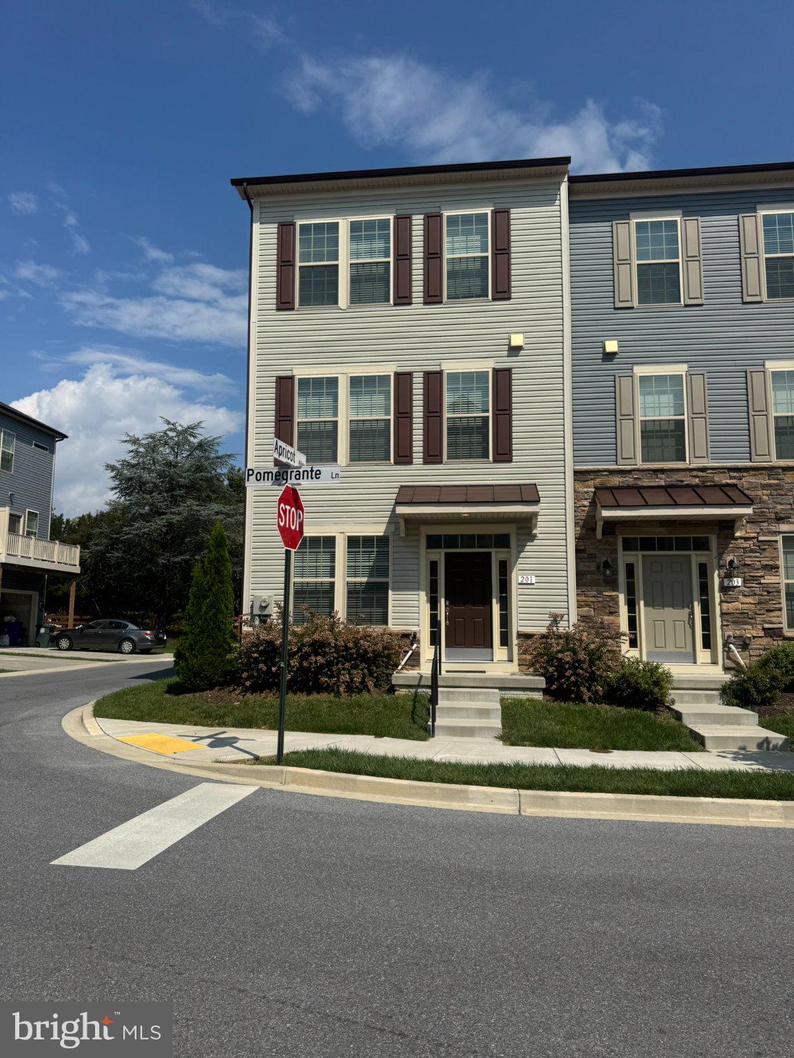 201 POMEGRANATE LANE