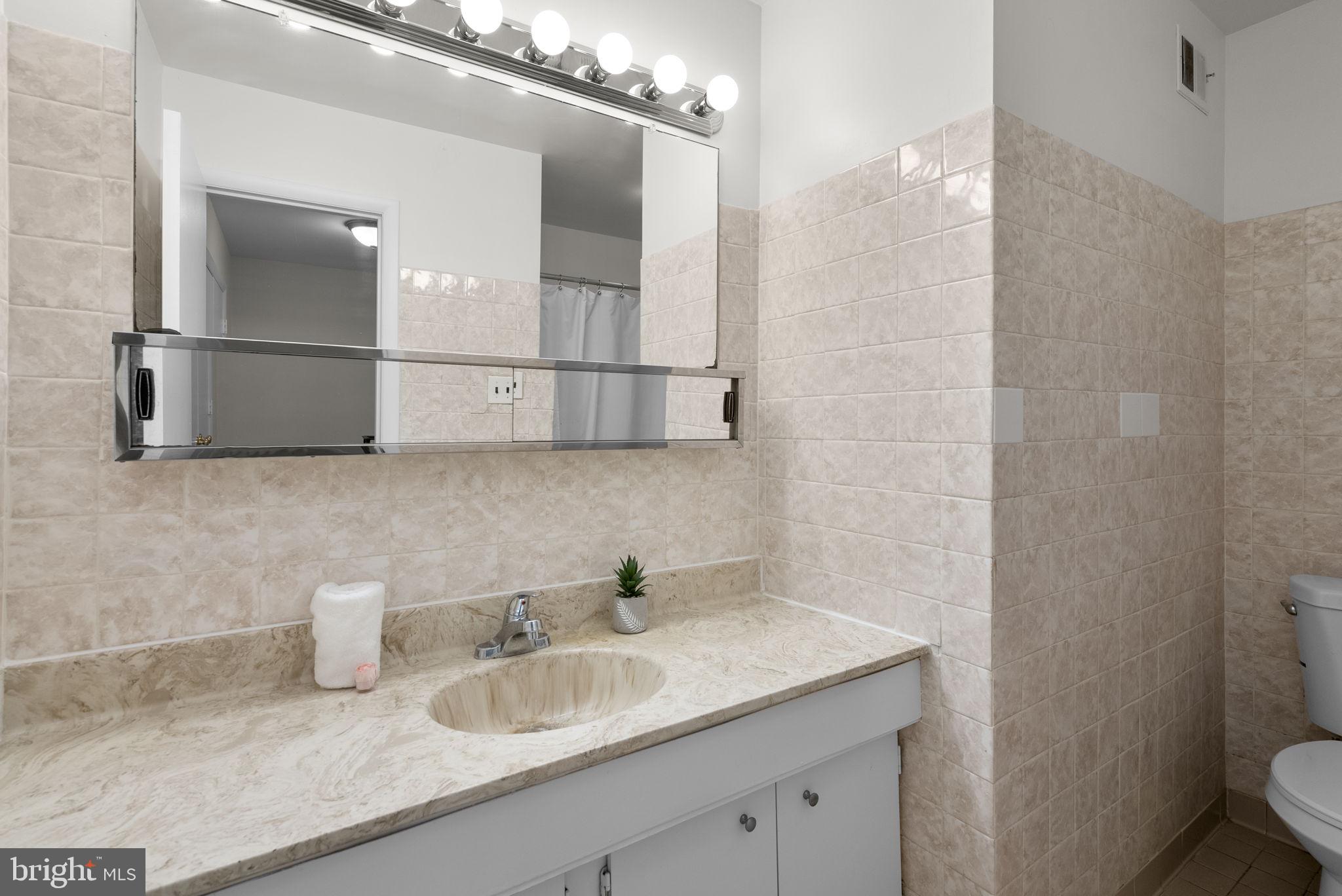 WATKINS GLEN - Residential