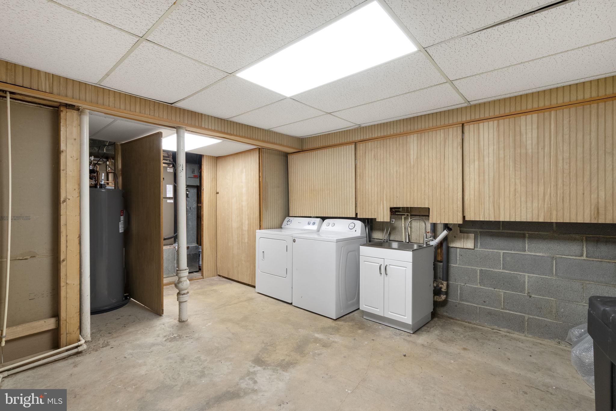 WATKINS GLEN - Residential