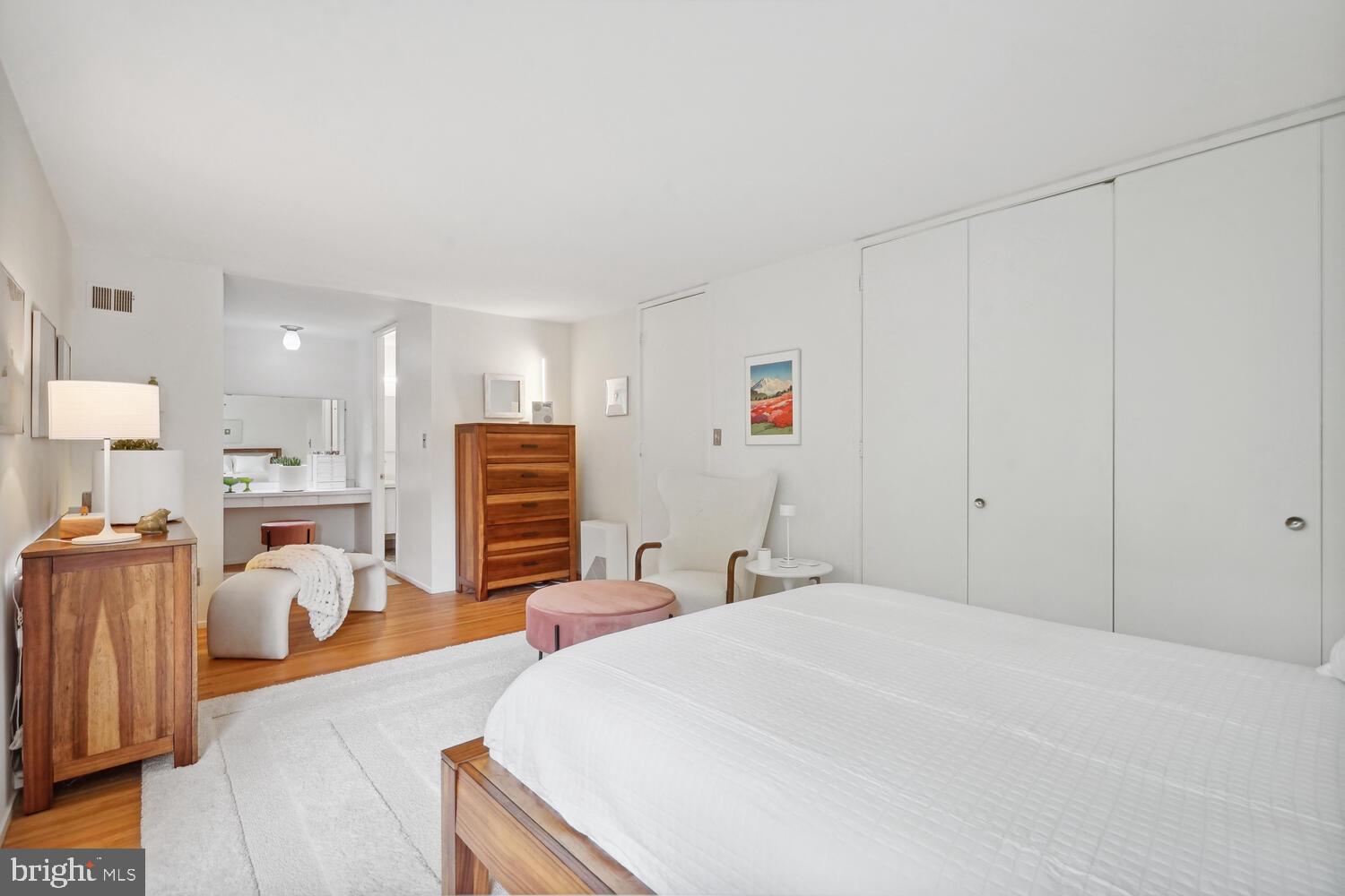 CREST PARK - Residential