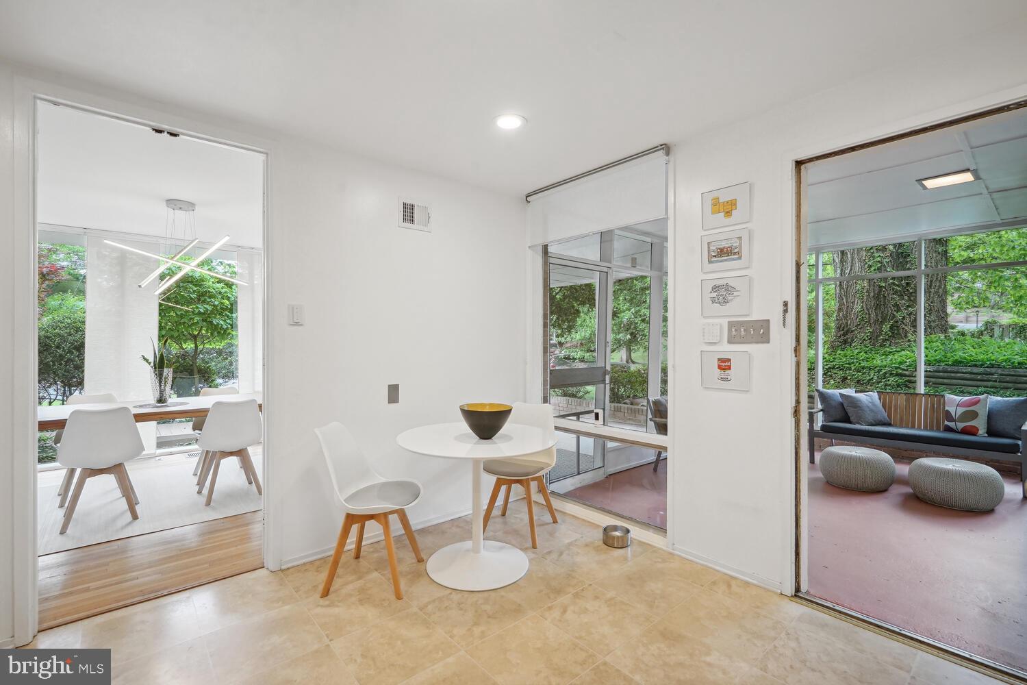 CREST PARK - Residential