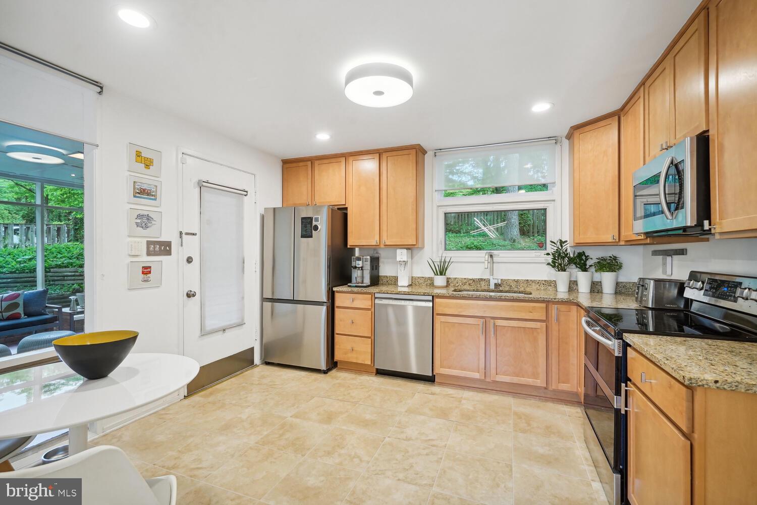 CREST PARK - Residential