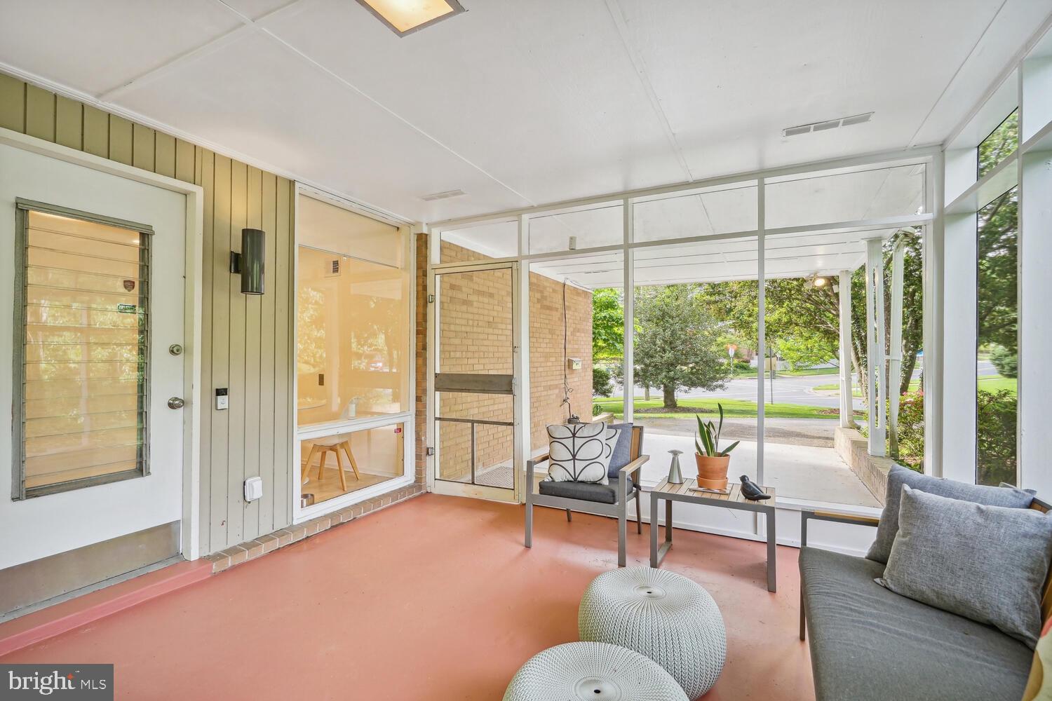 CREST PARK - Residential