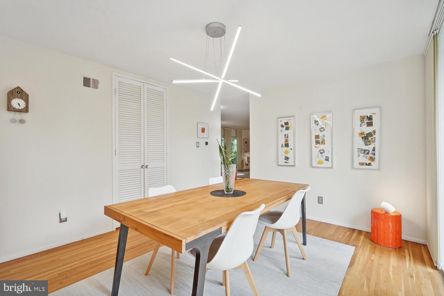 CREST PARK - Residential